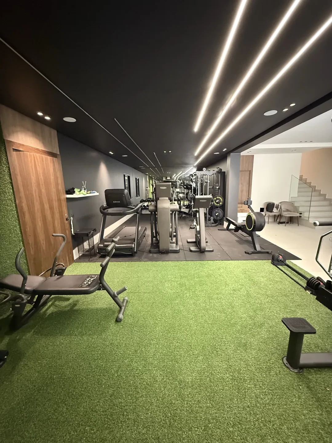 Villa Ismail — Dar Bouazza — Réalisation Home Gym au Maroc par EFS Maroc